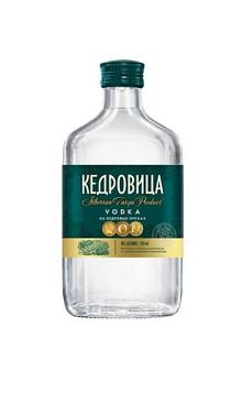 Водка «КЕДРОВИЦА НА КЕДРОВЫХ ОРЕХАХ» 40%, 0,25 л.