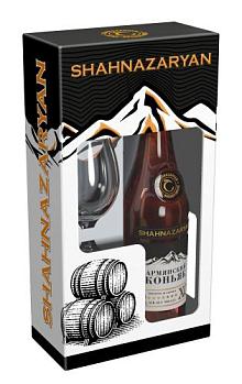 Армянский коньяк марочный выдержанный "КВ" семилетний "ШАХНАЗАРЯН ХО" , бутылка Cognac, емк.0,5, креп 40% +бокал + п/у